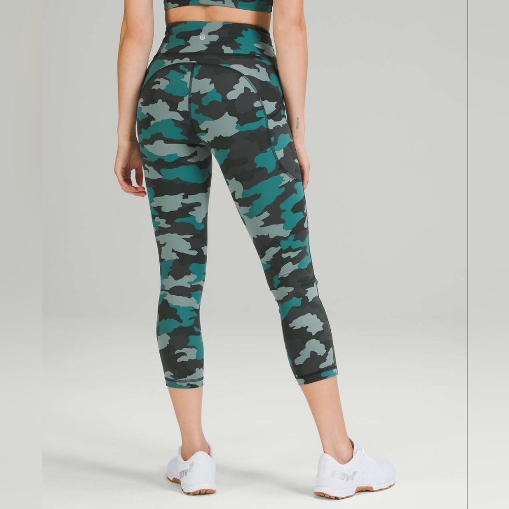 🍋Lululemon Invigorate High-Rise Crop 23" Heritage 365 Camo Tidewater Teal Multi